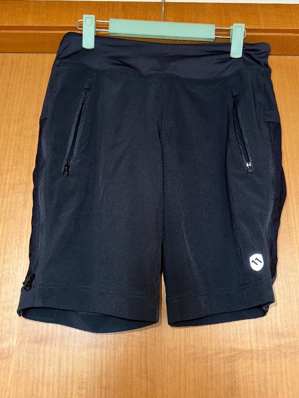 Elevenpine Cycling Shorts Sz M
